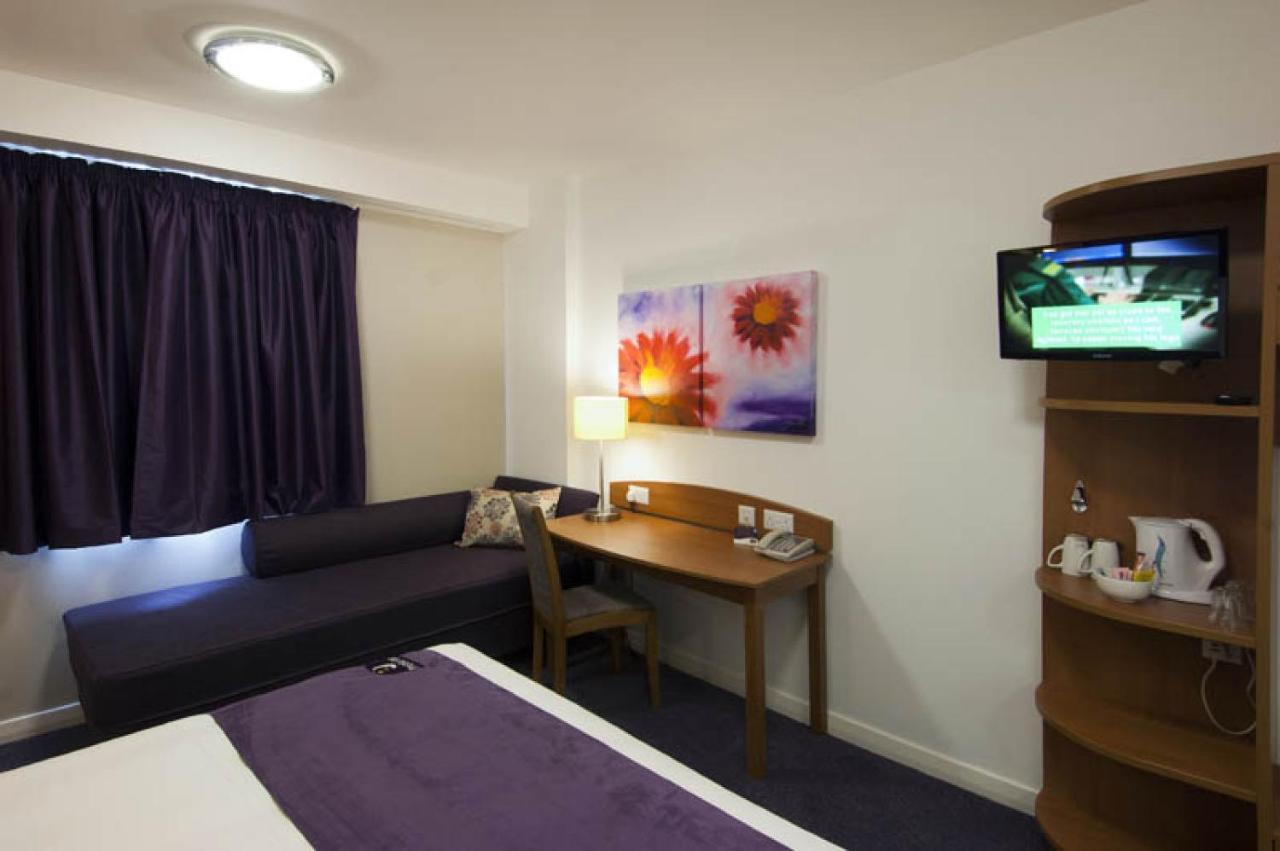 Premier Inn London Croydon Town Centre Pokoj fotografie